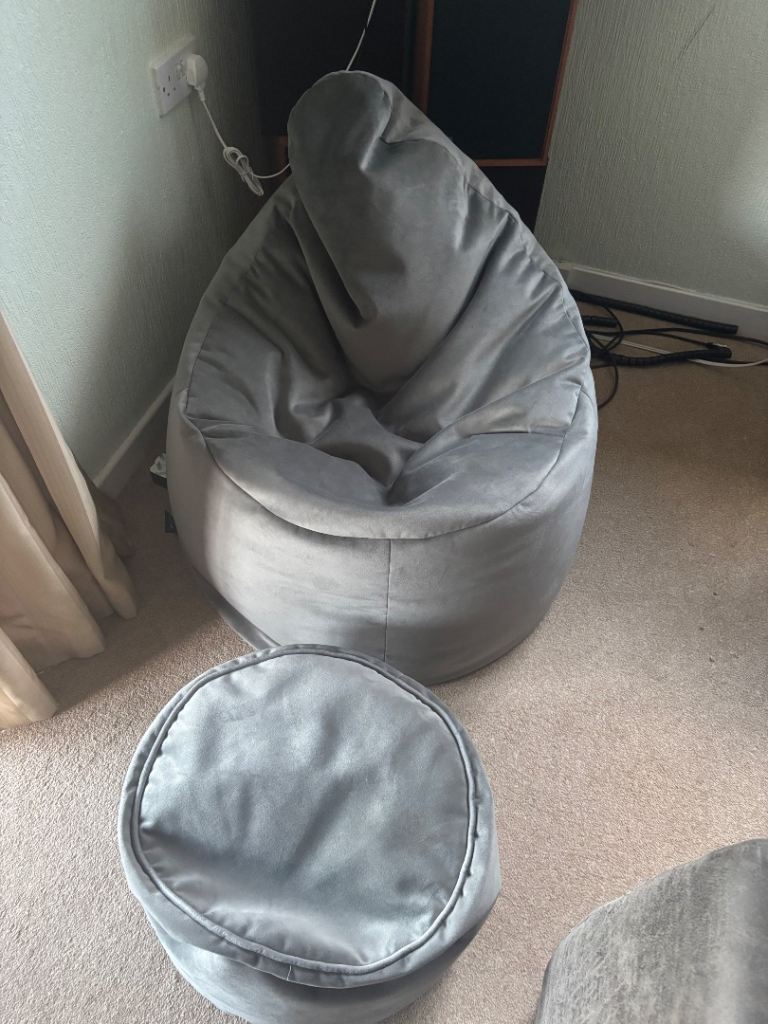 Giant beanbag & footstool