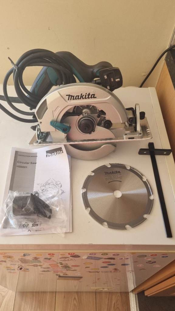 Makita saw