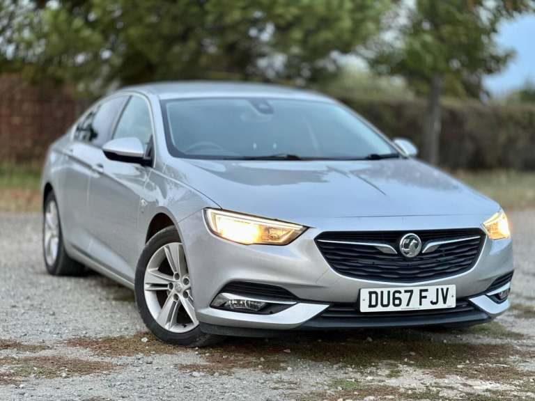 2017 Vauxhall Insignia 1.6 Turbo D ecoTEC BlueInjection SRi Nav Grand Sport Euro 6 (s/s) 5dr HATC...