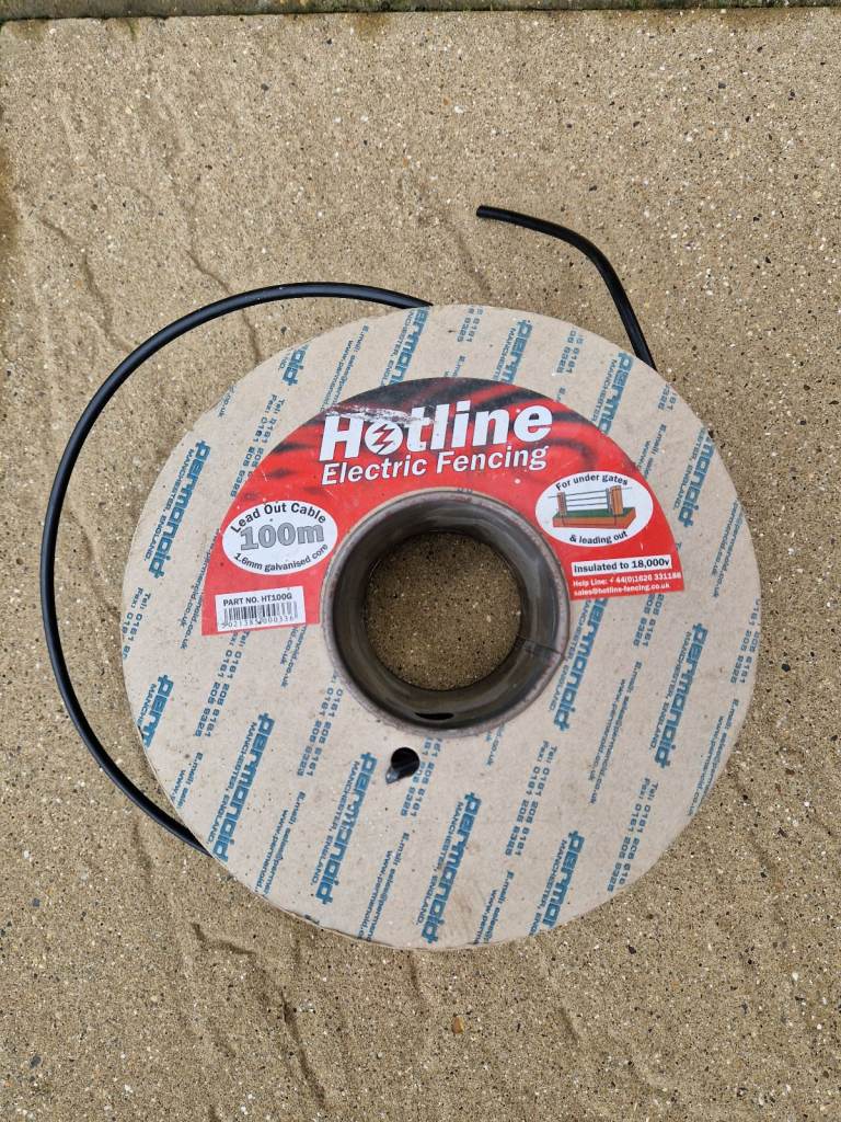 ELECTRIC FENCING - Lead out galvanised cable - Hotline - approx 30m left