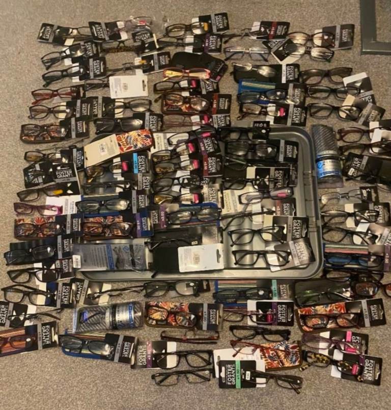 Job Lot - 85 pairs of foster grant / vision station reading glasses RRP £1000 of stock 