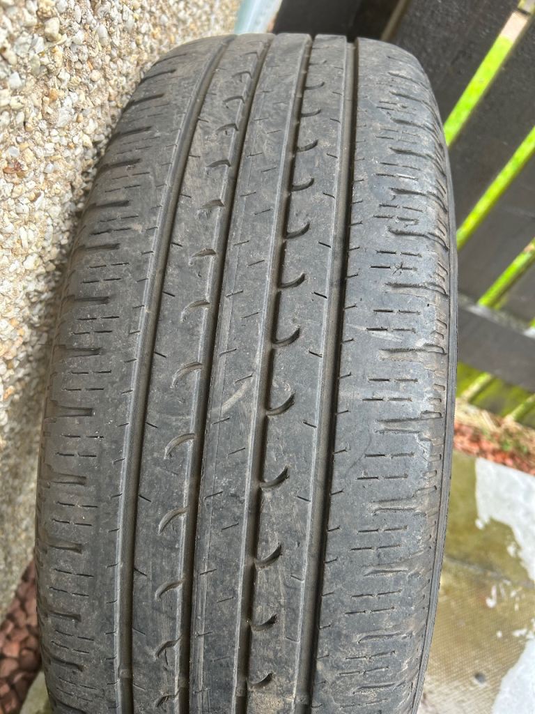 Honda alloy wheels /tyres