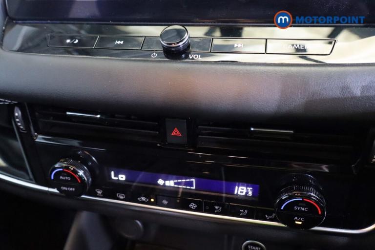 2022 Nissan Qashqai 1.3 DiG-T MH 158 N-Connecta 5dr Xtronic HATCHBACK PETROL Automatic