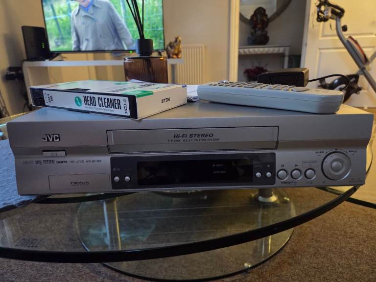 JVC HR-J795 Hi-Fi Stereo VCR VHS Player – Good Working Order
