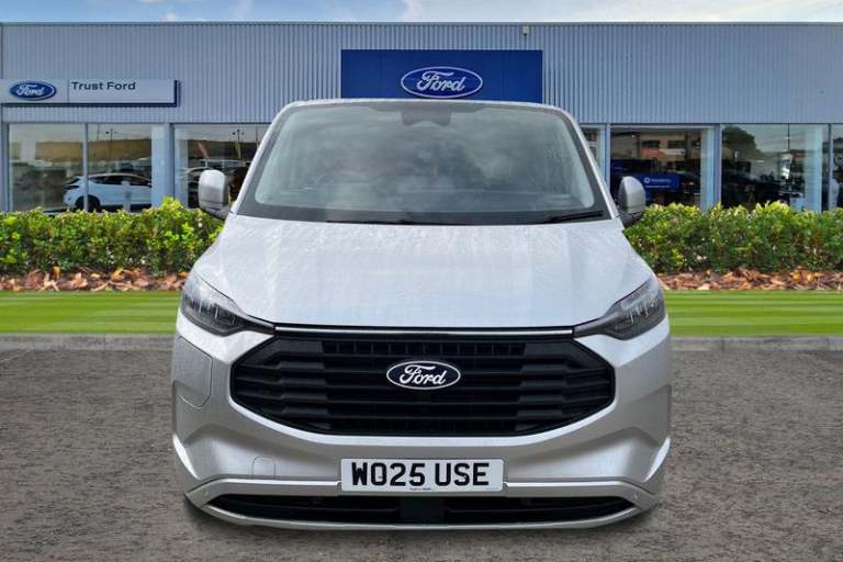 2025 Ford Transit Custom 2.5 PHEV 232ps H1 Double Cab Van Limited Auto PANEL VAN PETROL/ELECTRIC ...