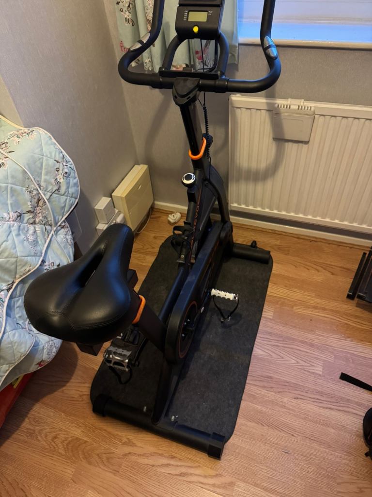 Urevo exercise bike