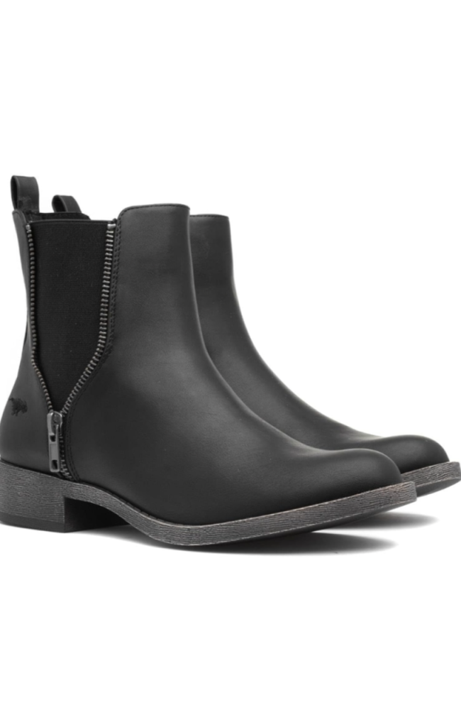 Rocket Dog Chelsea Boots