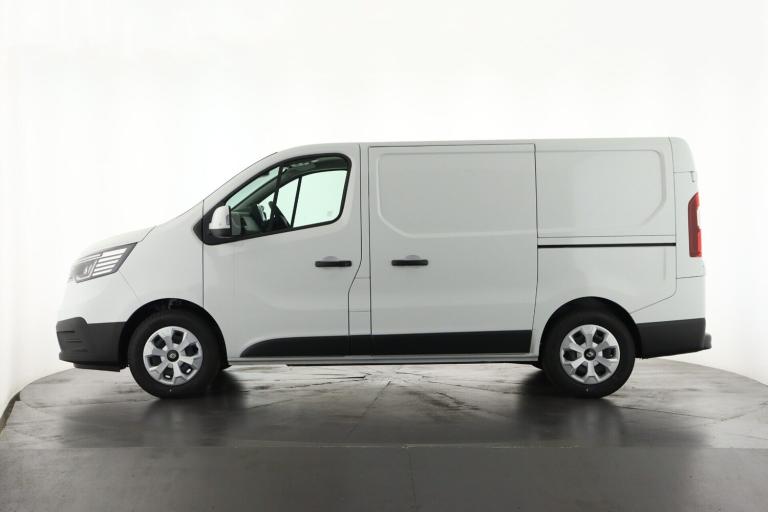 2025 Renault Trafic SL30 Blue dCi 130 Advance [Safety] Panel Van Diesel Manual