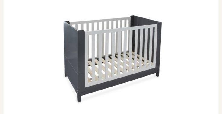Aldi Mamia cotbed used