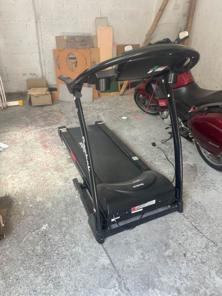 Reebok ZR9 Folding Treadmill/ Incline Model