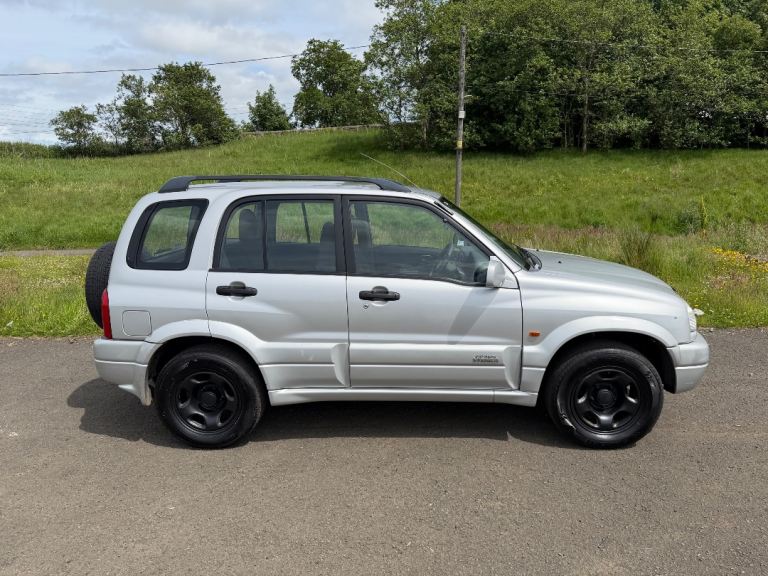 SUZUKI GRAND VITARA AUTOMATIC 2.0L 4X4 (2003) full mot very reliable. 