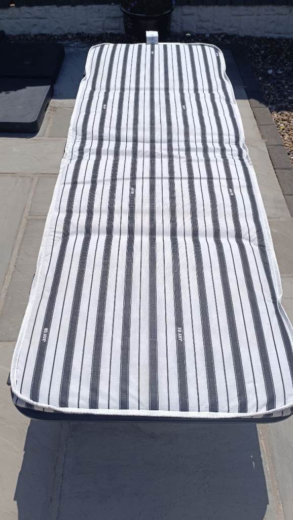 JAY BE Folding guest bed