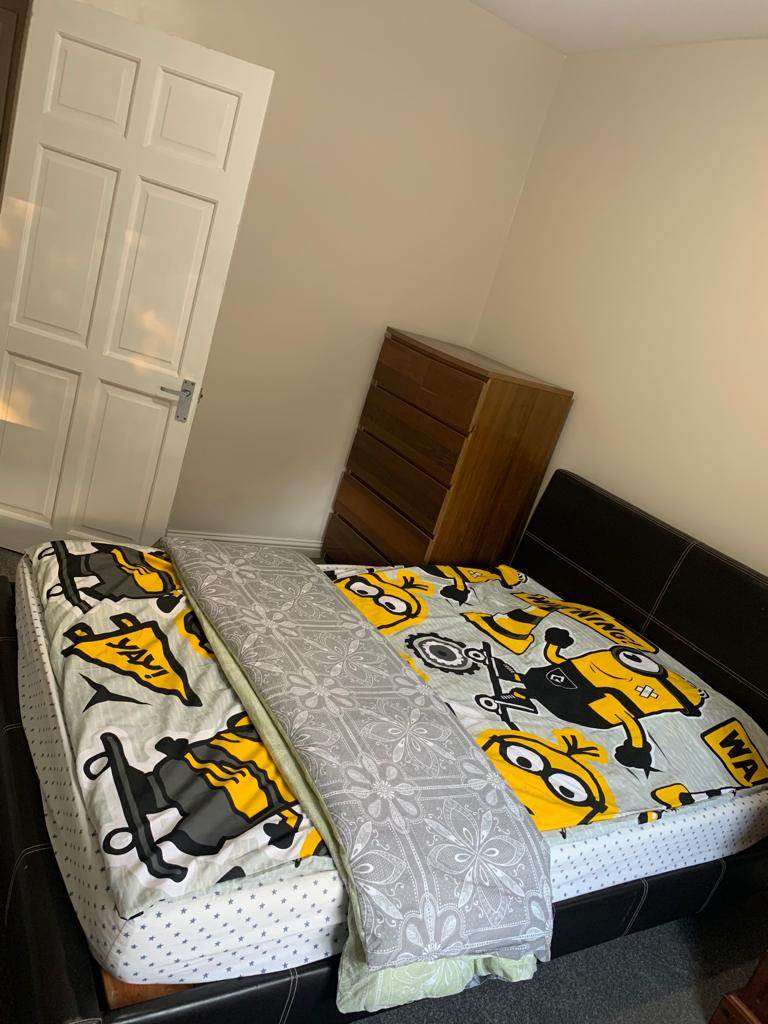 Large spacious 2 bed ground floor in Craigentinny, Free street parking, close to city centre