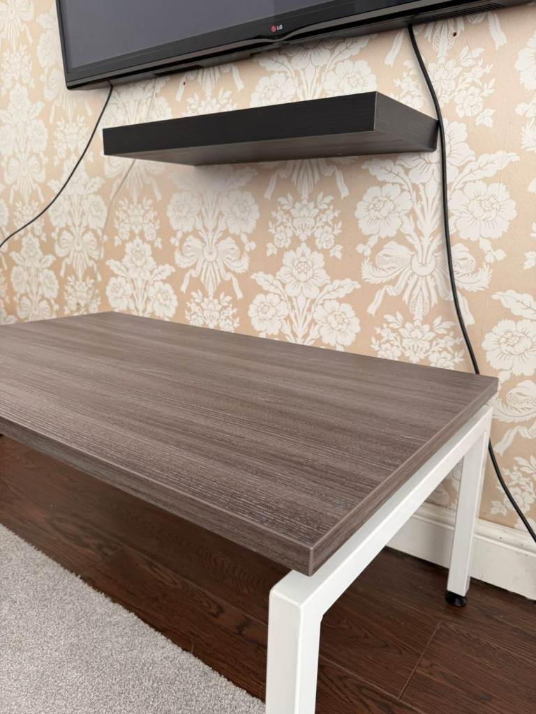 Large coffe table 