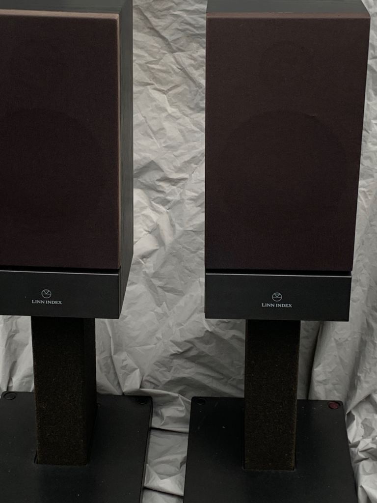 LINN INDEX MK 11 SPEAKERS WITH KUSTONE STANDS 