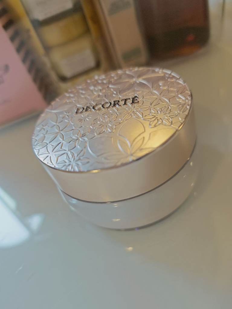 Decorte Face Powder 00 Translucent - As Good As New