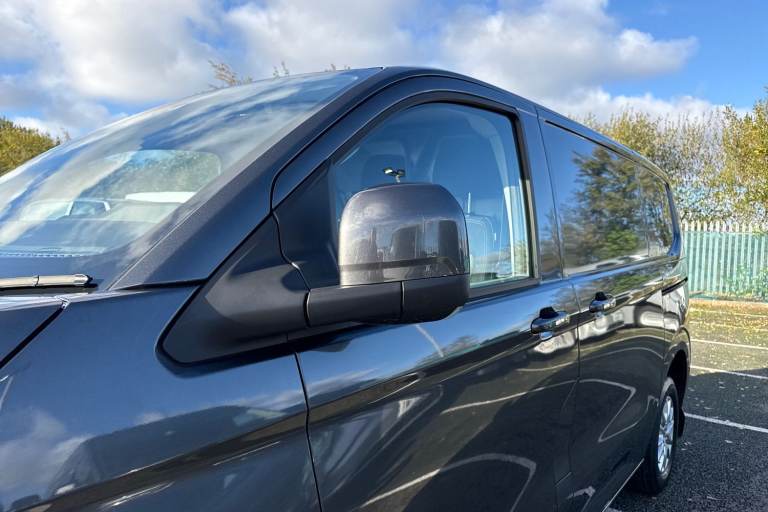 2025 Volkswagen Transporter 2.0 TDI T28 Commerce Pro FWD SWB Euro 6 (s/s) 5dr Van DIESEL Manual