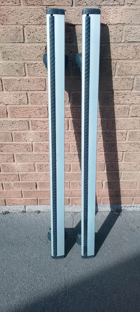 Thule Roof bars for flush rails