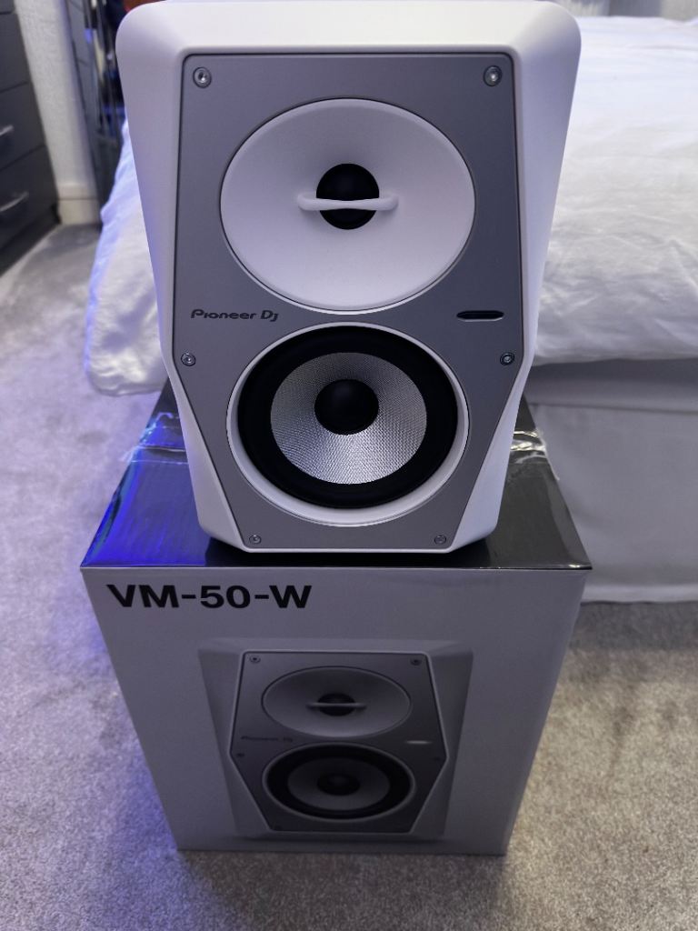 Pioneer Vm 50 studio/dj monitor speaker