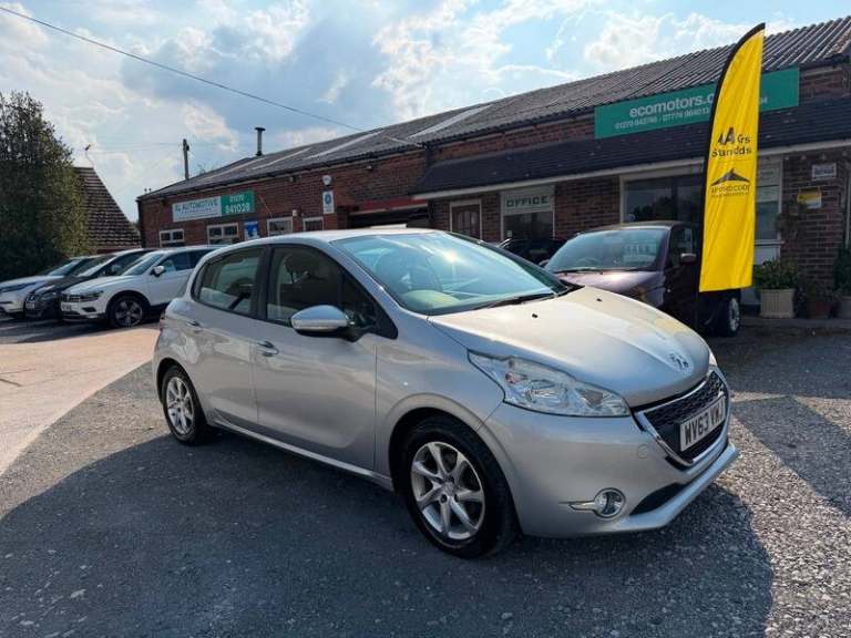Peugeot 208 HDI ACTIVE IDEAL FIRST CAR