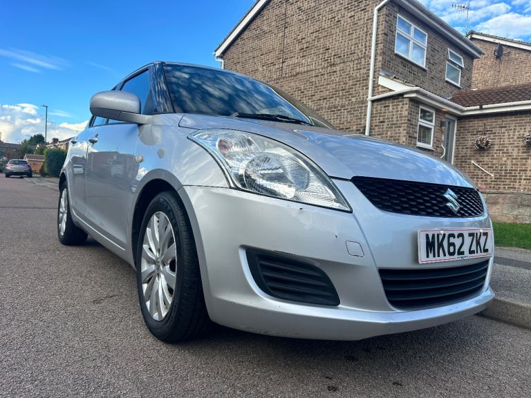 2012 Suzuki swift 12 months mot full service history 1248cc