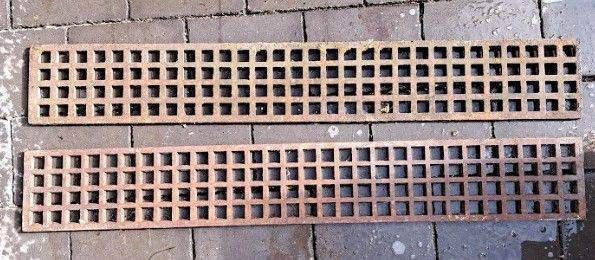 2x Metal Drain Grates Grid Covers Heavy Duty Garden Driveway Rusty Vintage