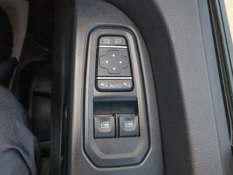 2023 Renault Trafic LL30 Sport Nav 2.0DCI 145BHP L2 LWB 9 SEAT MINIBUS, Rev Cam, Air Con, Cruis M...