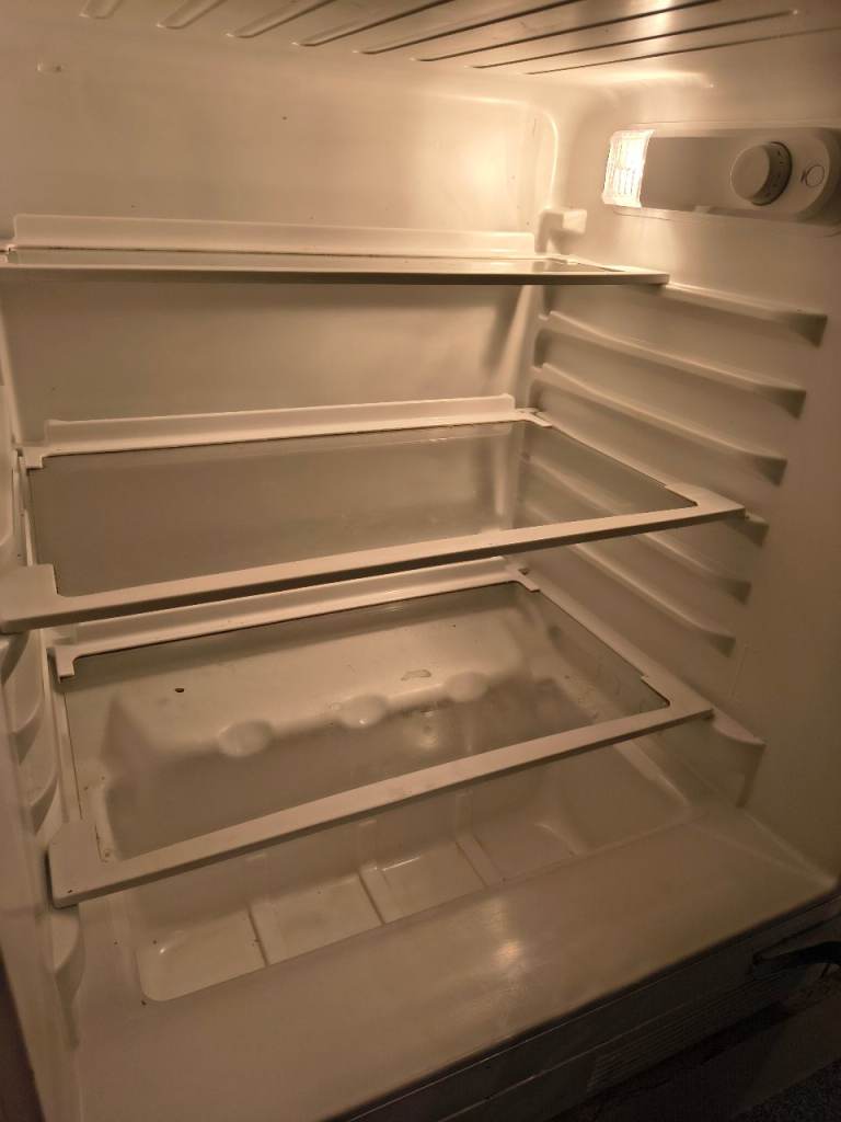 Lamorna mini fridge 