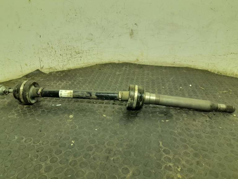 Bmw I4 Driveshaft O/S 2020-2026 0.0l 1 [Mvr:Speed] Automatic Rh 33205a14862