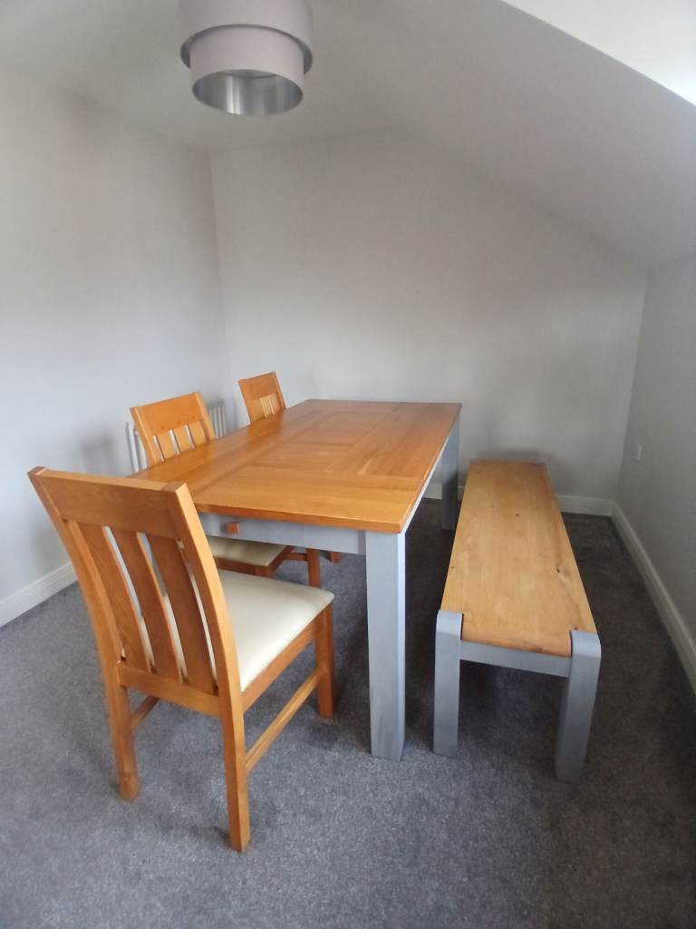 Solid wood dining table, with bench 