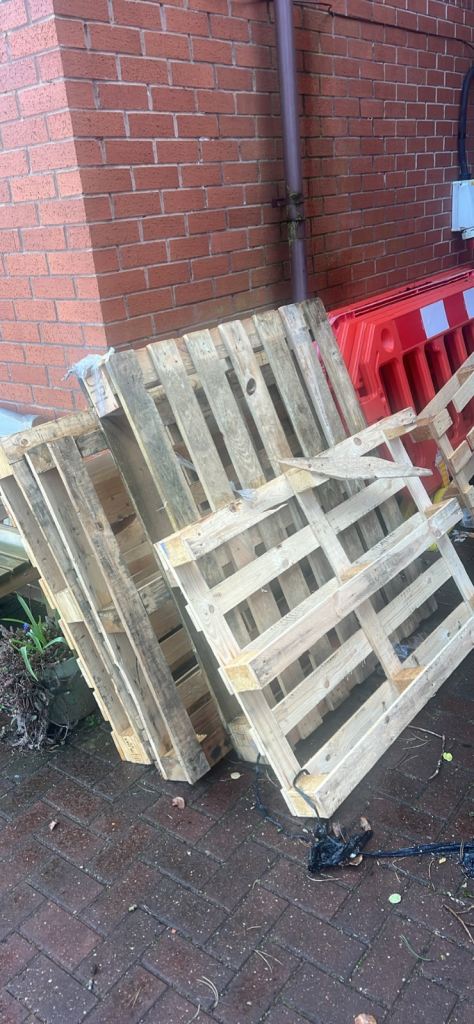Free pallets