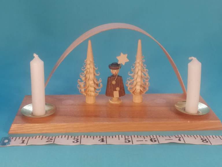 NEW Candle Arch Carolers Hand Carved Wood. Made In Erzgebirge Germany. As seen. 