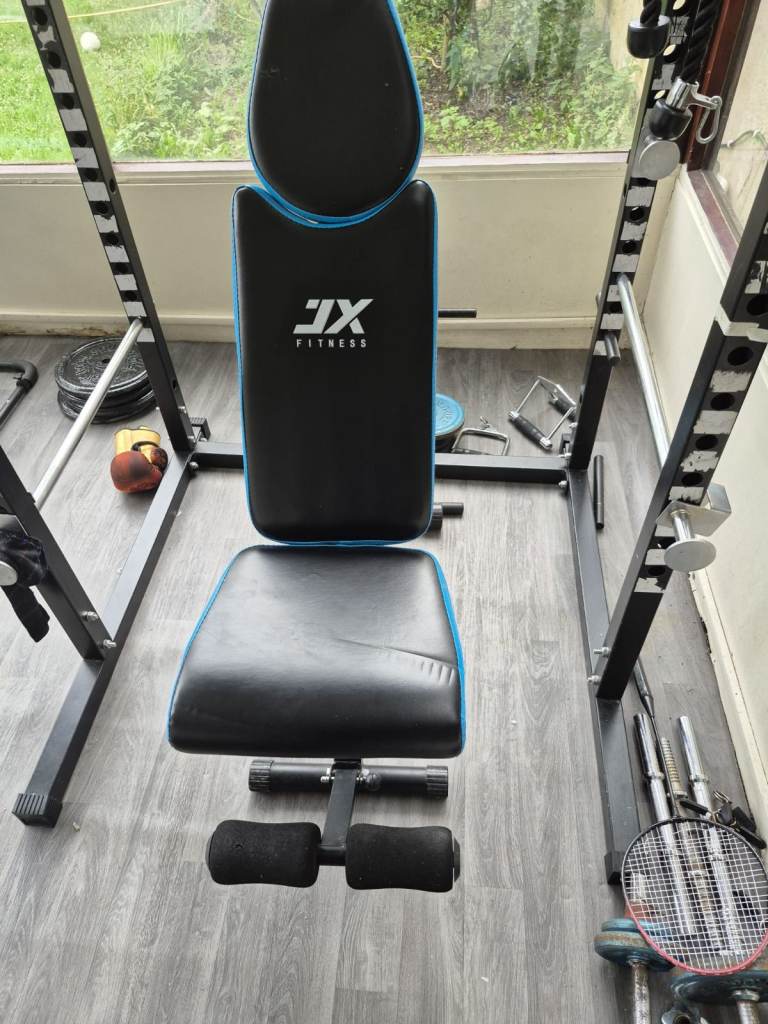 Gym bench for sale excellent condition