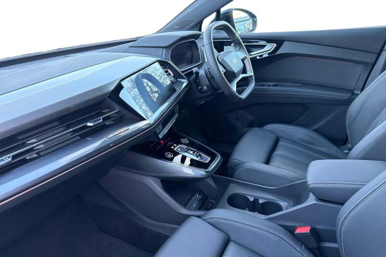 2025 Audi Q4 e-tron Q4  Black Edition 45 e-tron   kW SUV ELECTRIC Automatic