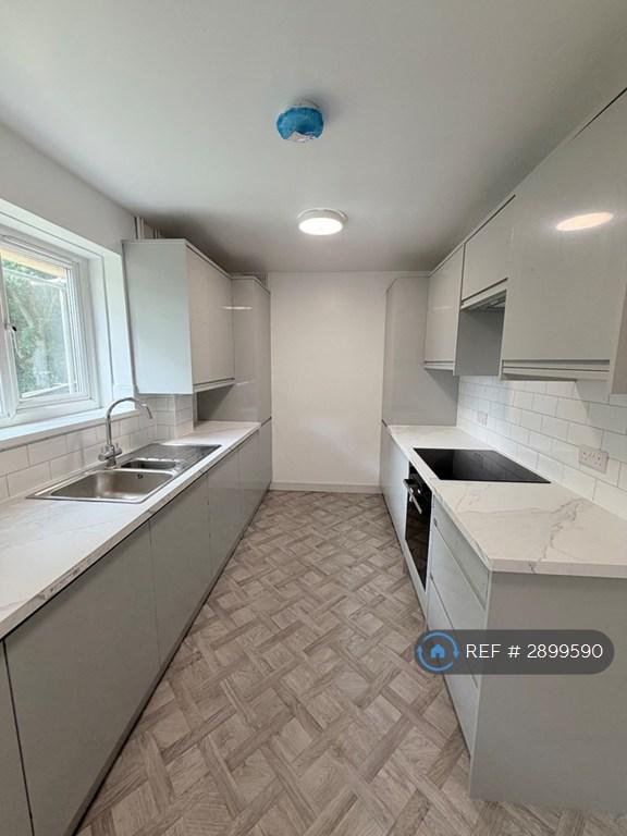 4 bedroom house in The Crescent, Brighton, BN2 (4 bed) (#2899590)