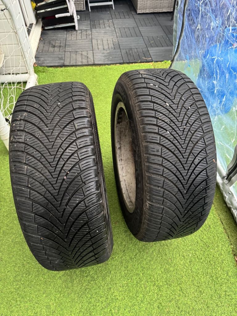 X5 bmw wheels and very good tires 