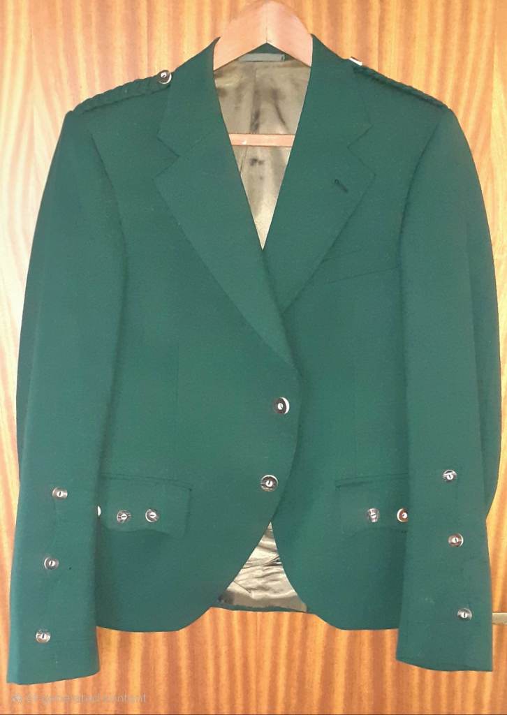 Elegant Green Kilt Jacket - Size 36/Medium - Immaculate Condition  