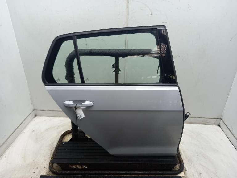 Volkswagen Golf Right Rear Door O/S 2013-2020 Silver 5 Door Unknown