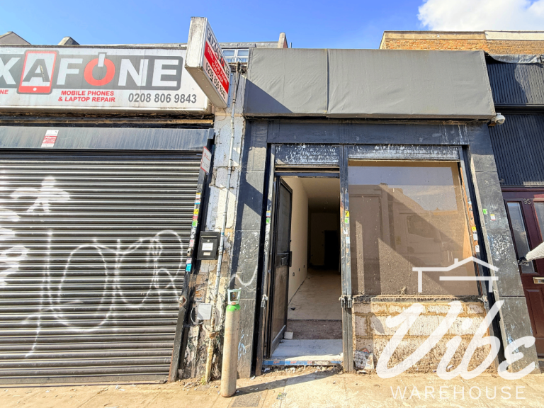 Shop to Rent in Upper Clapton, Hackney E5