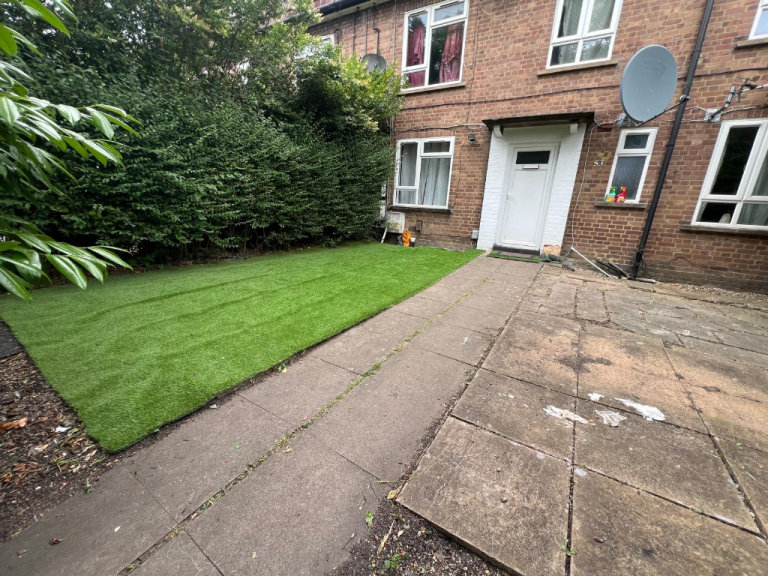 3 /4 BEDROOM FLAT TO RENT NORTH ACTON W3