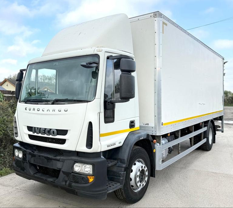 2014 IVECO EUROCARGO 180E25 GRP BOX VAN TAIL-LIFT 18T 3SEAT 91,000 MILES EURO6