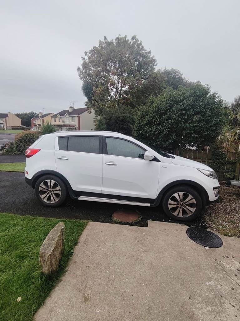Kia, SPORTAGE, Estate, 2013, Manual, 1995 (cc), 5 doors
