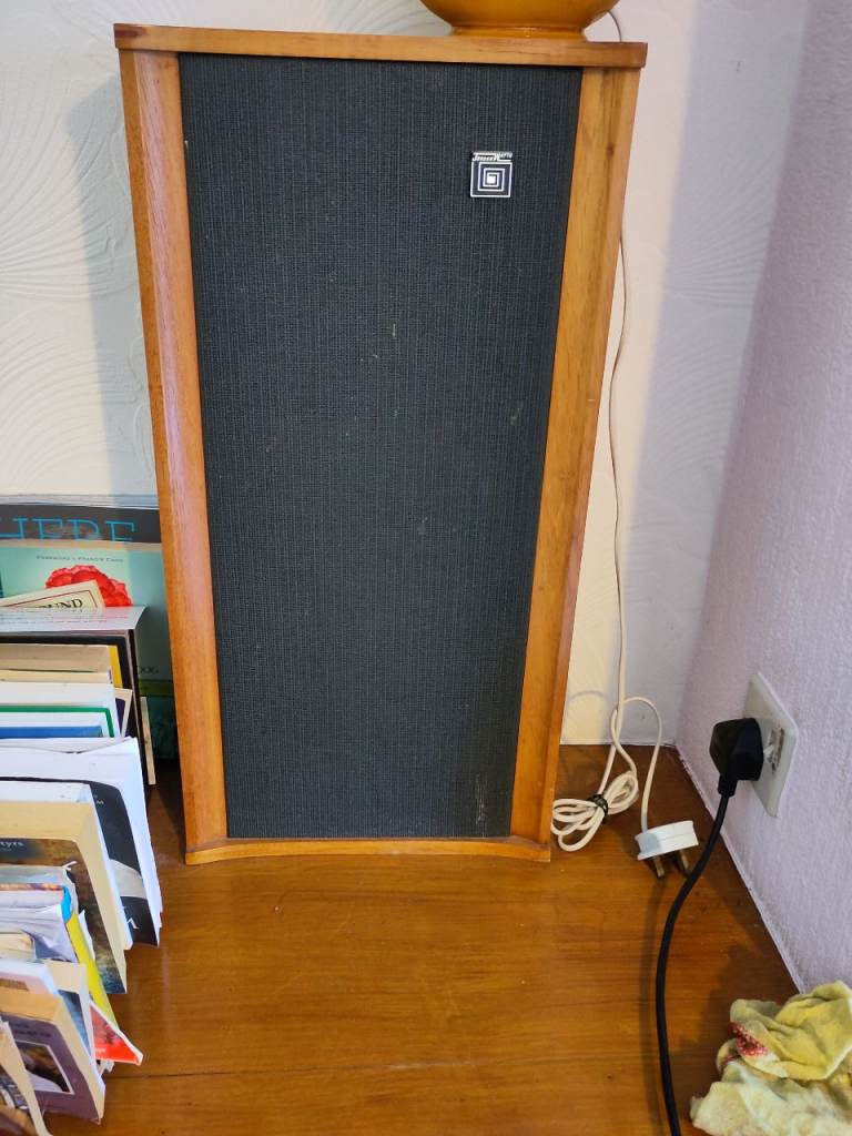 Jordan Watts vintage speakers 