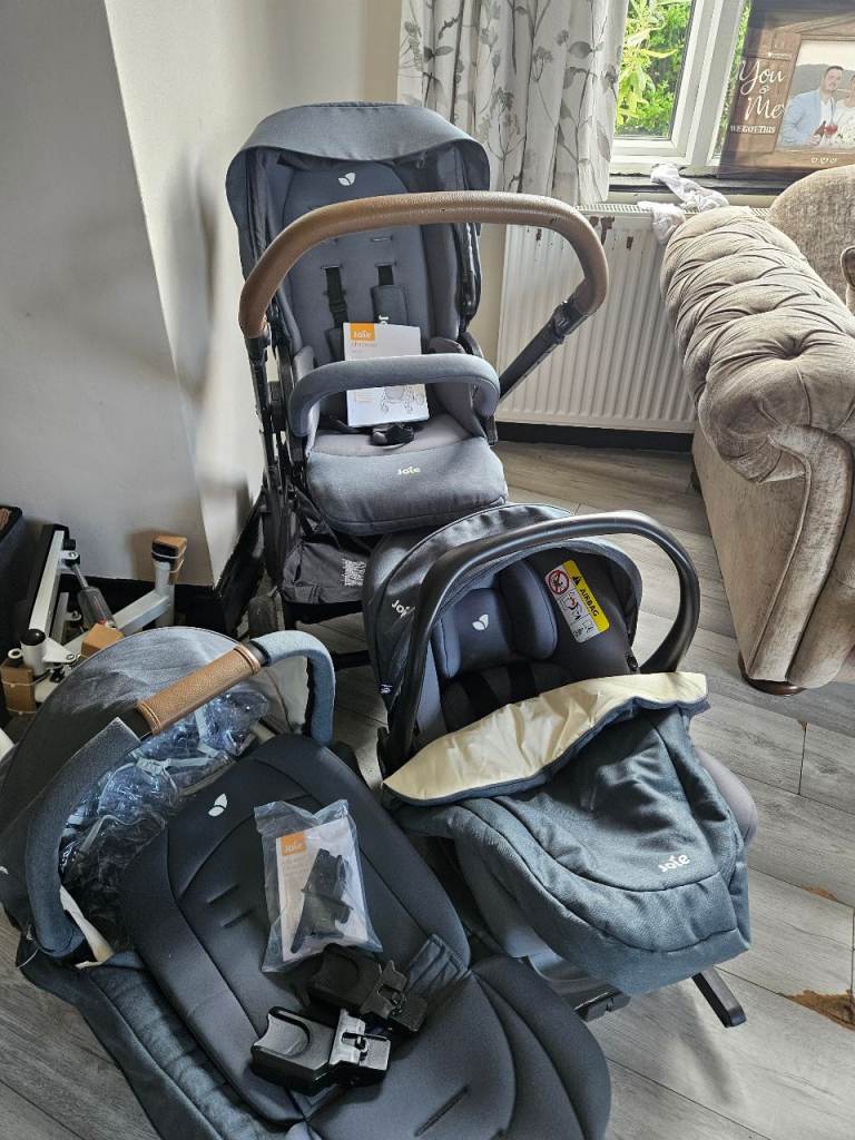 Joie Chrome Travel System