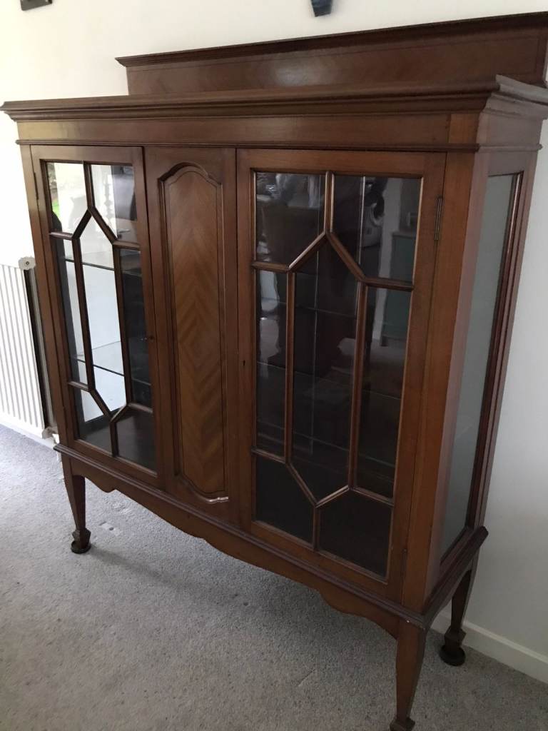 Edwardian inlaid mahogany display cabinet