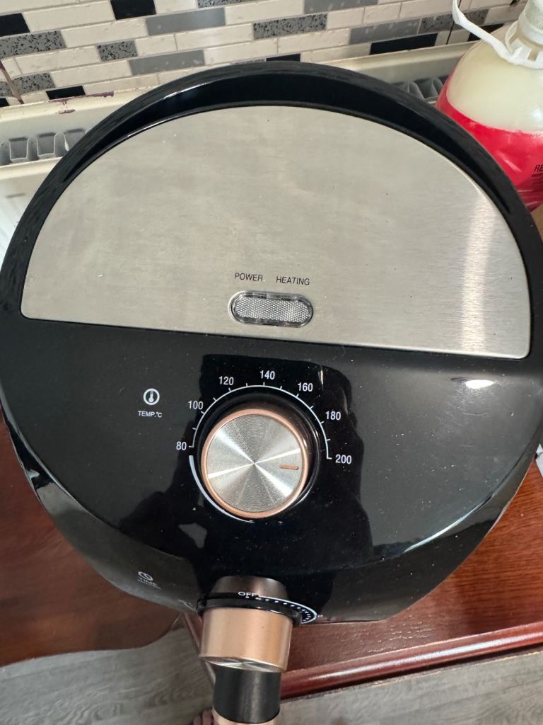 Air fryer 