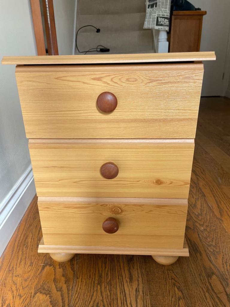 Bedside cabinet drawer