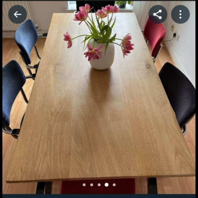 Oak wood table 