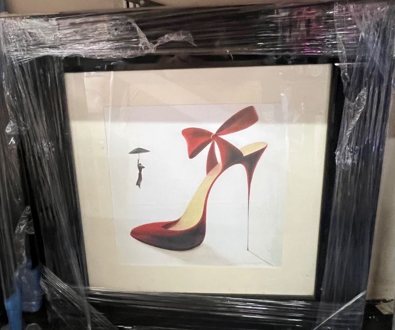 High heel picture with black glass frame 56x56cm new 