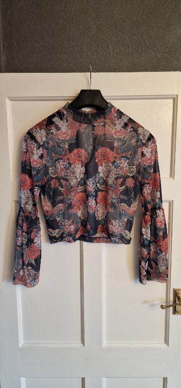 Floral High-Neck Crop Top with Flared Sleeves – As New